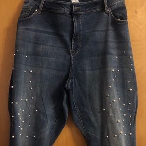 Dark denim jeans with pearls and rhinestones